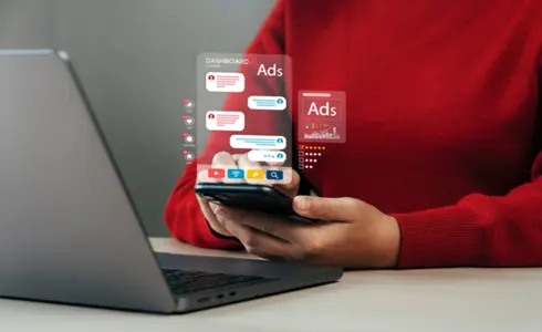 Menghubungkan Penggemar Di Seluruh Dunia: Bagaimana Platform Berita Online Menjangkau Audiens Global